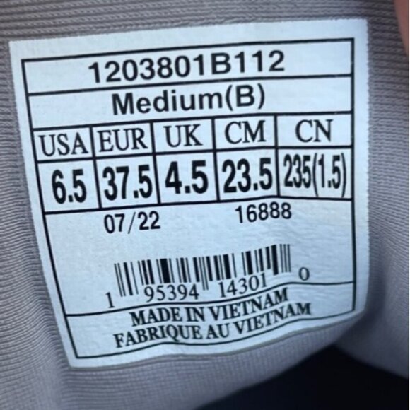 Brooks Women Ghost 15 Running Shoes Size 6.5 M Athletic Training Casual Comfort - Picture 10 of 14